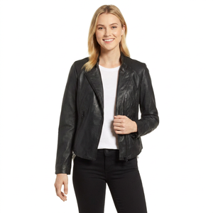 Veste matelassée en peau de mouton pour femme - Haute qualité, imperméable et coupe-vent, look audacieux, veste en cuir noire personnalisée pour femme - Product Image 1
