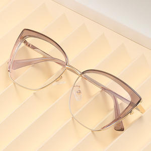 Nuevas gafas de sol de ojo de gato a la moda para mujer, con lentes fotocromáticas UV400 de PC, montura de metal TR, estilo óptico de aleación de cobre. - Product Image 4