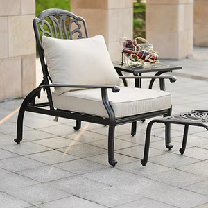 Chaise longue d'extérieur en aluminium moulé, inclinable et réglable, avec coussins résistants aux intempéries pour le bord <span class=keywords><strong>de</strong></span> la piscine et le <span class=keywords><strong>jardin</strong></span> - Product Image 1