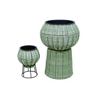 Ensemble de pots de fleurs modernes en rotin PE tressé vert, design circulaire, jardinières d'extérieur pour la décoration du jardin - Product Image 1
