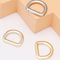 Color-retaining Multi-year Flat-wire Textured Chunky D-ring Arch Pull Tab Crossbar Stitched Detailing Paired Bag Accessories
