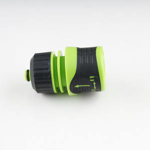 Conectores Hembra para Extremos de Mangueras de Jardín, de Plástico, con Tapón de Agua - Product Image 3