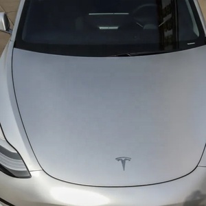 Vinilo Adhesivo para Envoltura de Autos, Color Plateado Metálico Satinado, Venta al Por Mayor, Adhesivo para Cambiar el Color de la Carrocería del Vehículo - Product Image 1