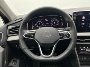 Para VW nuevo <span class=keywords><strong>Tiguan</strong></span> L PHEV coche eléctrico usado <span class=keywords><strong>2022</strong></span> precio más bajo Suv China venta - Product Image 2