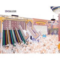 Grande aire de jeux intérieure pour enfants, zone de loisirs, piscine à balles, centre de divertissement familial en intérieur