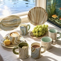 Ensemble tasse et assiette colorées personnalisées Vaisselle de cuisine Ensembles de table de luxe modernes Vaisselle en céramique