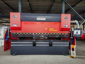Prensa Plegadora Servoeléctrica DA69T 200t4000 para Chapa Metálica - Product Image 2