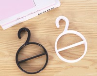 Cintres en plastique noir et blanc de haute qualité, forme ronde, pour hijab, écharpe, anneau de suspension