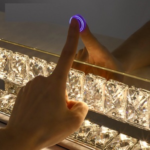 Miroir Sur Pied LED Effet Diamant Brisé Créatif, Miroir de Coiffeuse et de Salle de Bain en Cristal - Product Image 4