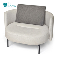 Kuckiger und schlanker italienischer stilvoller Einzelsofa Metallbeine Armchair Büro Wohnzimmer Freizeitsessel Akzentsofa