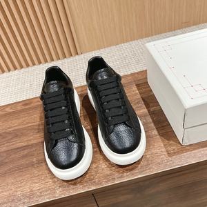Nouvelles Chaussures Décontractées pour Hommes de Haute Qualité, en Cuir Tendance, à Lacets, avec Doublure en Maille, Antidérapantes - Product Image 1