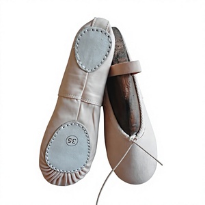 Chaussons de ballet souples pour filles GAF avec empeigne en coton et toile, semelle extérieure en cuir véritable, talon plat - Product Image 1