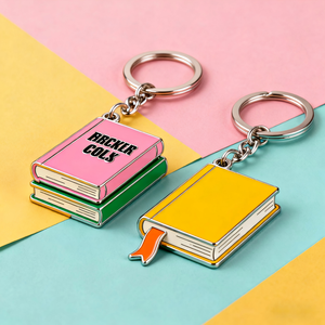 Porte-clés en alliage de zinc OEM en forme de livre en relief, vente en gros à bas prix, pendentif en émail doux pour bibliophiles, lecture scolaire - Product Image 2