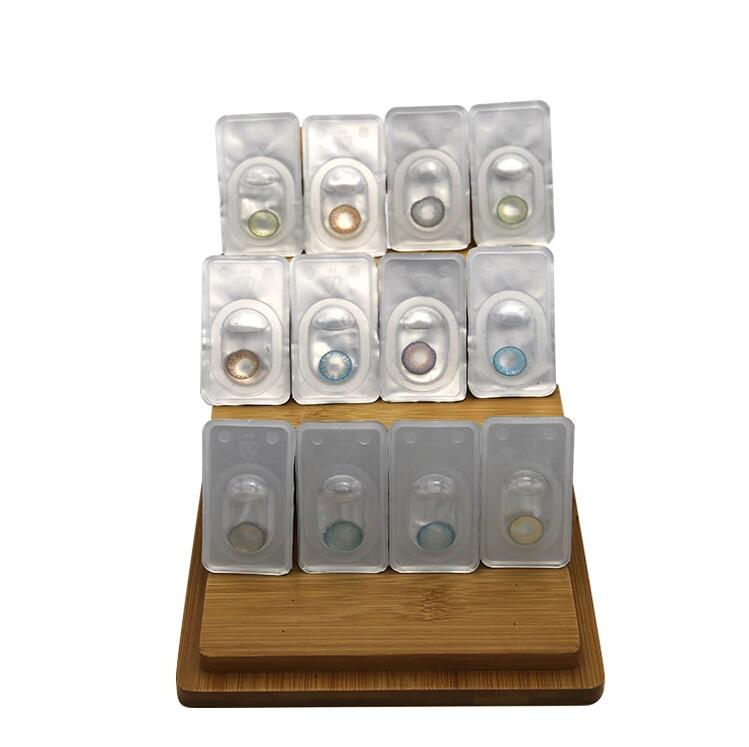 Natural ColorsContact Lenses New Look Lady
