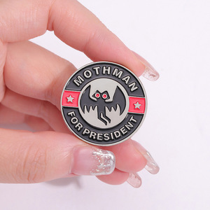Pins de esmalte de metal gótico punk con diseños de Mothman, Presidente, dibujos animados y animales, accesorios para mochilas, ropa, joyas y letras - Product Image 6
