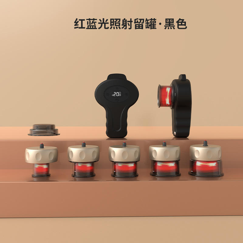 Irradiation par lumière rouge et bleue pour les résidus dans le récipient noir.