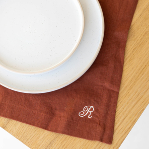 Serviette de table carrée en <span class=keywords><strong>lin</strong></span> 100% lavé à la pierre, personnalisée avec un logo brodé simple, pour restaurant, hôtel - Product Image 5