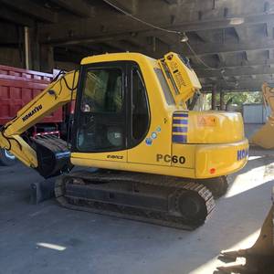 Miniexcavadora Komatsu PC60 2018 en buen estado, usada en Japón, peso operativo de 6T, capacidad de la cucharilla de 0.25m, incluye motor y bomba. - Product Image 5