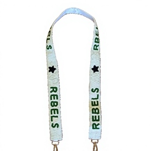 Sangle de sac à main en sangle perlée CRYSTAL CRAFT avec texte personnalisé en relief et design vintage écologique Modèle 4499 Hook - Product Image 1