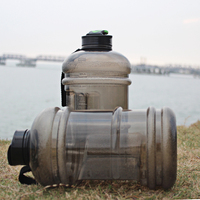 Grande capacité sans BPA large bouche grande 1L 2L 3L 5L bouteille en plastique transparent demi-gallon cruche d'eau PETG GYM bouteille d'eau pour la salle de sport