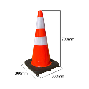 Cono de Tráfico Reflectante de PVC de 70 cm, Cono de Seguridad Flexible y Duradero, Diseño Apilable para Control de Multitudes en Carreteras, Estacionamientos y Autopistas - Product Image 2
