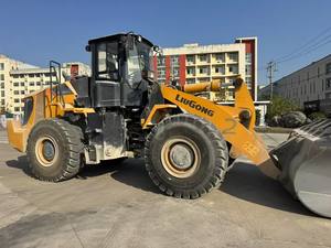 Carregadeira de Rodas Usada de Marca Reconhecida 856H, Carga Nominal de <span class=keywords><strong>5500kg</strong></span>, Motor Cummins 170kW, 980h de Horas de Trabalho, Bomba Hidráulica Incluída - Product Image 2