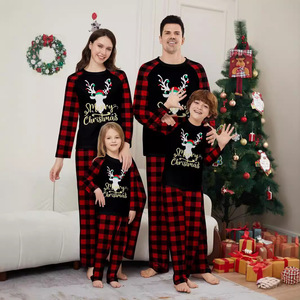 <span class=keywords><strong>Pigiama</strong></span> Natalizio Coordinato Famiglia 2026: Stampa Auto Bianca, Morbido e Alla Moda per Genitori e Figli - Product Image 5