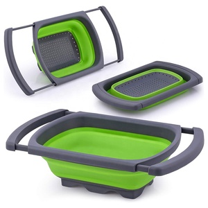 Kitchen Large Plastic Collapsible Vegetable/Fruit Foldable Colanders Strainers With Extendable Handles