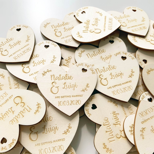 Etichette Personalizzate in Legno con Incisione Laser per Bomboniere Matrimonio, Cuori con Scritta <span class=keywords><strong>Mr</strong></span>/Mrs, Nomi Coppia e Data - Product Image 3