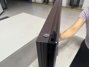 กรอบหน้าต่างอลูมิเนียมที่ทันสมัยความละเอียดสูงสแตนเลสตาข่ายรักษาความปลอดภัยที่<span class=keywords><strong>ถอด</strong></span>ออกได้กันยุงห้องครัวโรงแรม - Product Image 5