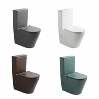 Fournisseur Australie : WC céramique deux pièces, sanitaires pour hôtel, WC à fixation murale, cuvette sans rebord Tornado, réservoir en céramique