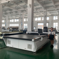 Persianas enrollables inteligentes para exteriores con certificación CE, resistentes al viento, al agua y a los rayos UV, con control remoto, plotter de corte CNC digital de cama plana.