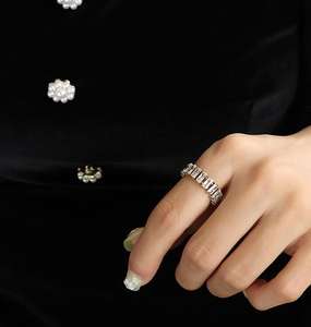 Anneau en acier inoxydable résistant à la sueur, anneau en pierre carrée, Baguettes en cristal, zircon cubique empilable, bague pour femmes et dames, plaqué or - Product Image 5