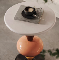 Table d'appoint minimaliste italienne en forme de branche d'aubépine, table d'angle miniature créative en fibre de verre pour salon