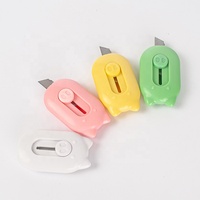 Petit mini couteau utilitaire de poche en acier rétractable mignon 65Mn a personnalisé la conception colorée