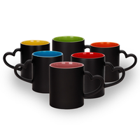 Vente en gros de tasses magiques en porcelaine de 11 oz avec poignée en forme de cœur, vierges pour sublimation, sans BPA, résistantes à la chaleur, écologiques, pour la Saint-Valentin