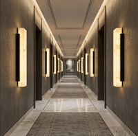Applique murale linéaire LED d'extérieur, minimaliste, étanche, en acier inoxydable, aspect faux albâtre, idéale pour les entrées de villas