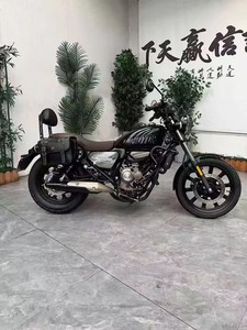 Motocicleta de Gran Venta en 2025 - Qianjiang Shuan 150cc con Inyección de Combustible, Refrigeración por Aire y ABS - Product Image 5
