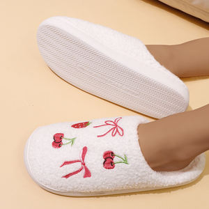 Meilleures pantoufles d'intérieur en TPR pour femmes, avec dessus en peluche, pantoufles élégantes pour femmes de qualité supérieure - Product Image 4