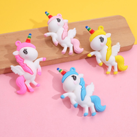 Porte-clés 3D en forme de cheval arc-en-ciel de dessin animé, porte-clés mignon, porte-clés animal licorne