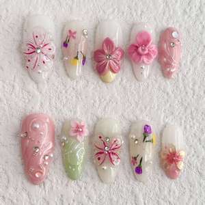 Uñas Acrílicas Suaves ShuangYu al por Mayor, 10 Piezas, Diseño 3D de Lujo, Reciclables, Patrón Prediseñado, Mediano/Cortas - Product Image 1