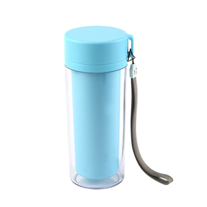 OEM/ODM Custom Logo Double Wall Dismountable Plastic Water Bottle Unique Rope Design DIY Paper Insert Travel Drinkware Gifts