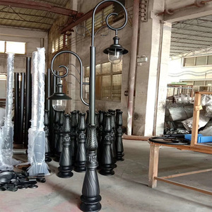 Lampe de jardin poteau de porte populaire européenne américaine Verre clair émaillé Design classique Lampe de paysage de cour lumière pour parc - Product Image 4