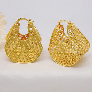 GDJWRI <span class=keywords><strong>J057</strong></span> लक्जरी फैशन गहने सोने सामान लड़की फैशन चीन थोक गोल्ड घेरा कान की बाली स्टेनलेस स्टील - Product Image 1