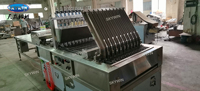 Machine de refroidissement entièrement automatique en acier inoxydable 304 pour biscuits et tartes, avec déposeur de confiture de chocolat bicolore pour farine et lait