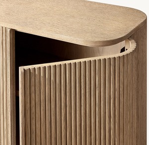 Credenza Moderna di Lusso a 6 Ante in Legno Lavorato a Mano per Sala da Pranzo - Product Image 2