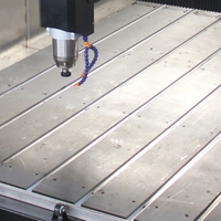 Ventes directes usine : Machine de fraisage CNC pour bois dur de 1300 mm et 2500 mm, pour acrylique, PVC, aluminium, avec table à rainures en T