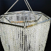 Lustre en perles acryliques transparentes irisées scintillantes, décoration de plafond pour salle de banquet de mariage, luminaire suspendu