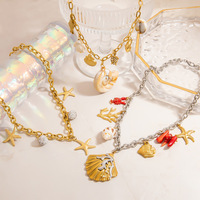 Collier à maillons en plaqué or 18K avec pendentif en forme de conque en corail naturel en acier inoxydable pour femme