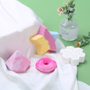 Venta al por mayor personalizado lindo chico colorido Donut Bath Bombes Macaron a granel comprar baño Fizzies y velas - Product Image 4